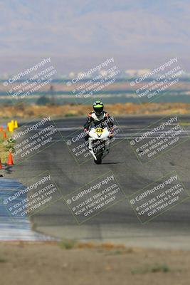 media/Aug-13-2023-CRA (Sun) [[1cfc37a6fb]]/Race 3 600 Superbike/Race/